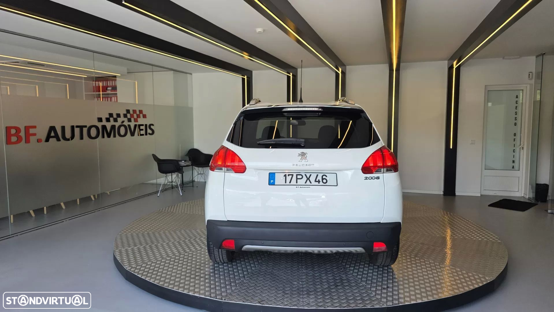 Peugeot 2008 1.4 HDi Allure - 15
