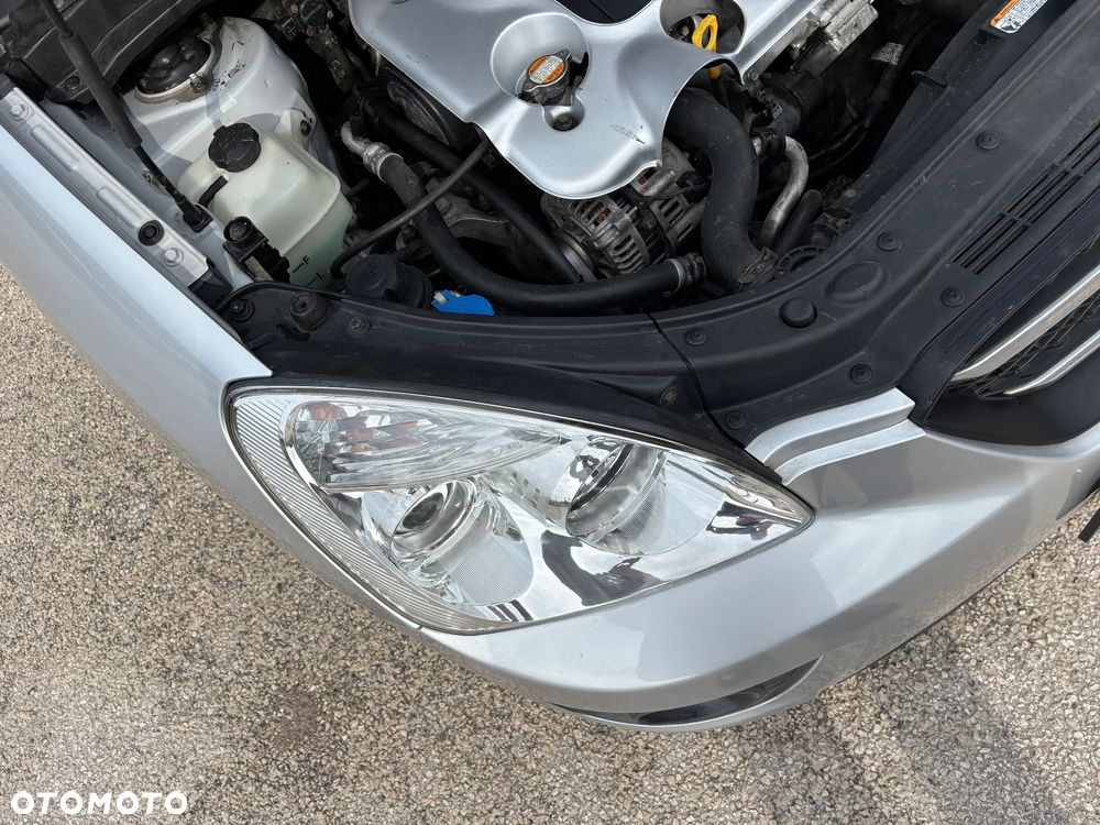 Kia Carens CRDi DPF EX - 36