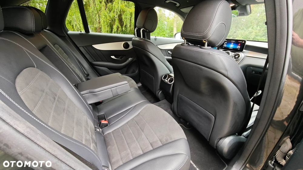 Mercedes-Benz GLC 220 d 4Matic 9G-TRONIC AMG Line - 19