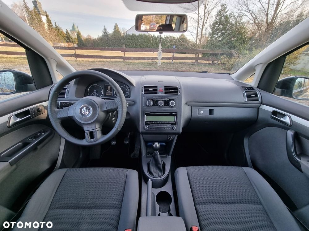 Volkswagen Touran 1.6 TDI DPF BlueMotion Technology Life - 9