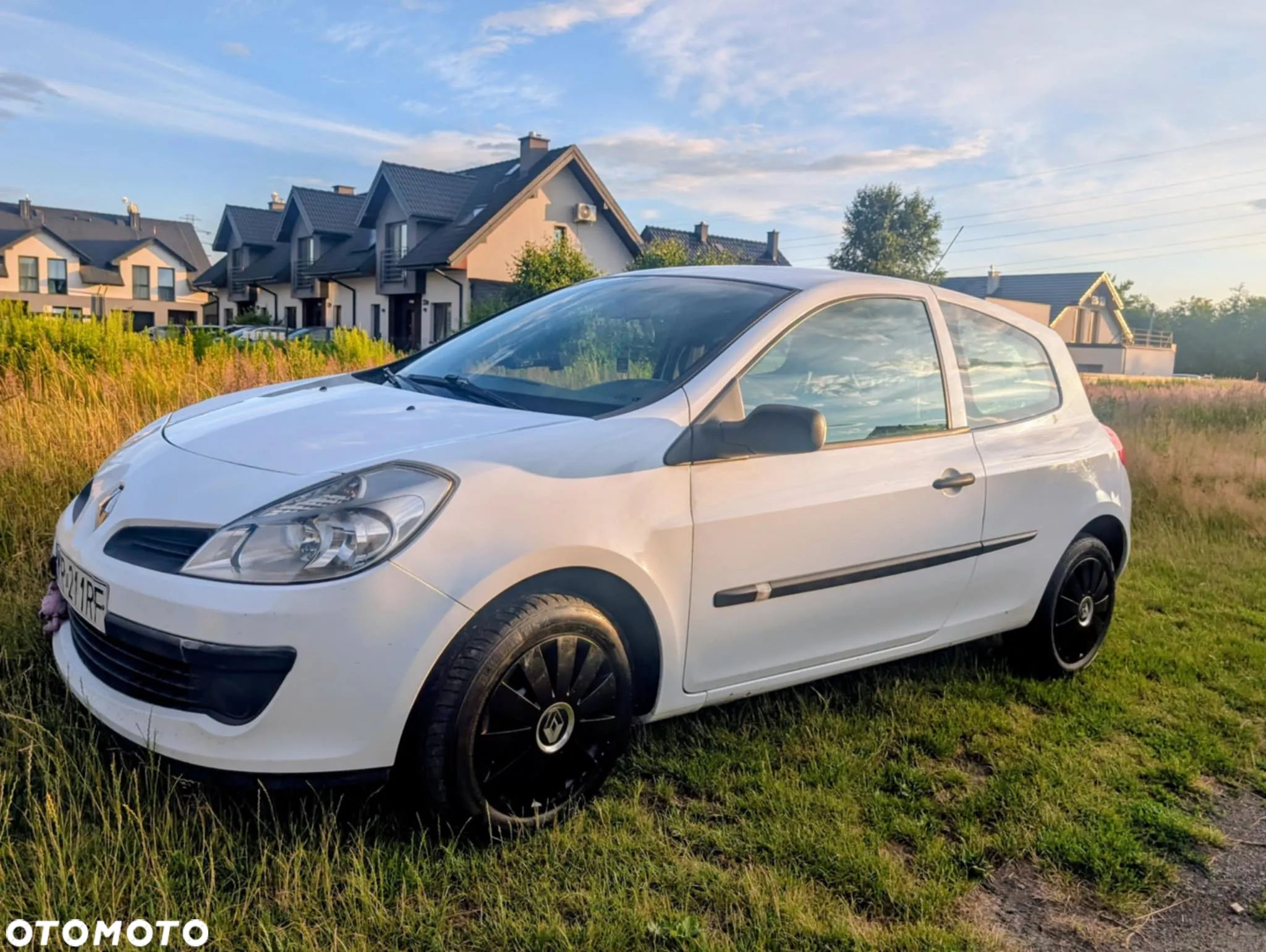 Renault Clio - 1
