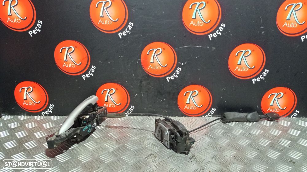 Puxador Exterior Frente Direito Renault Megane Iii Hatchback (Bz0/1_) - 2