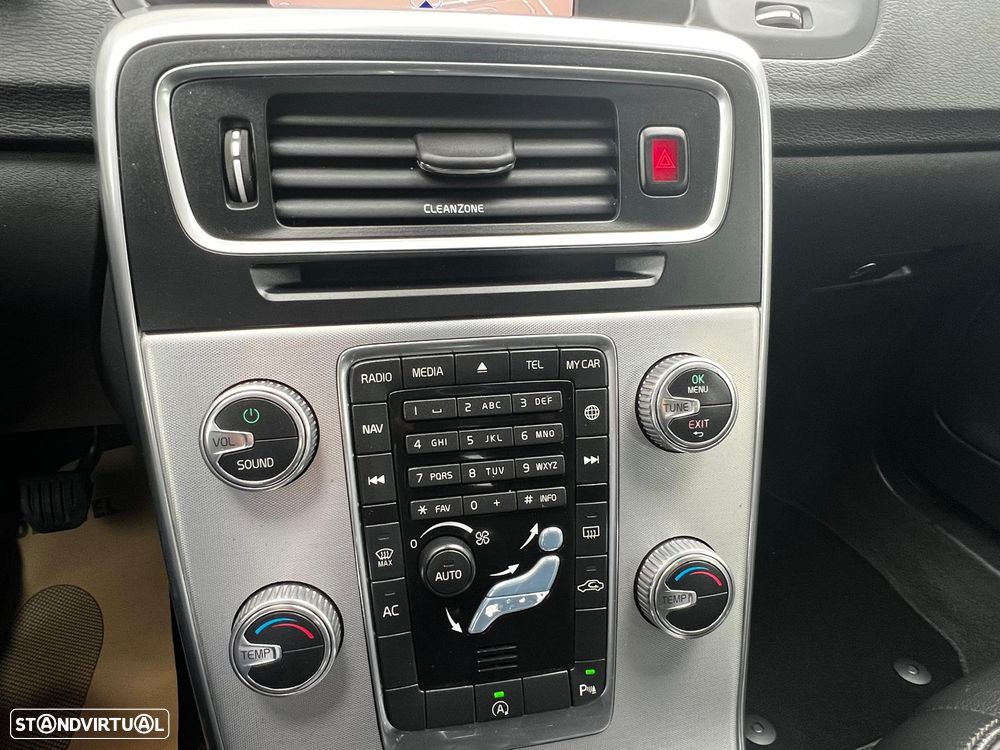 Volvo S60 2.0 D3 Summum - 42