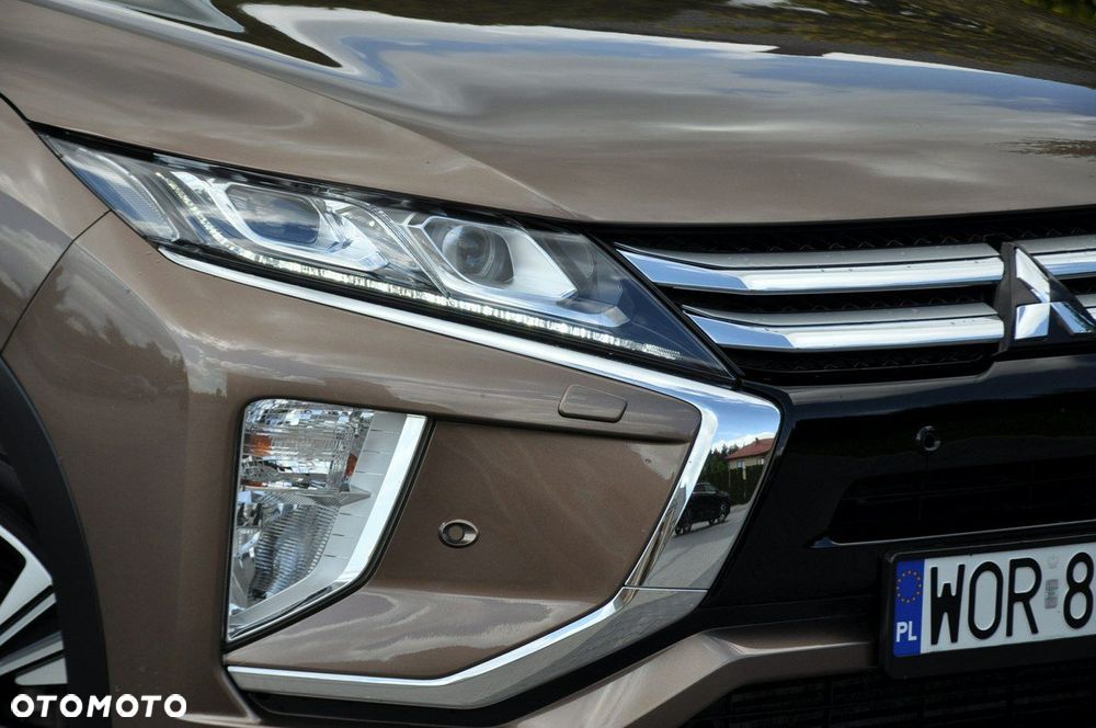 Mitsubishi Eclipse Cross - 12