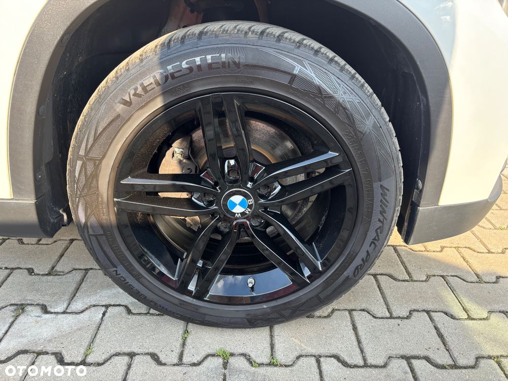BMW X1 sDrive18d Sport Line - 30