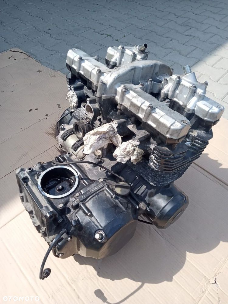 Silnik Kawasaki ZR-7 kompletny - 1
