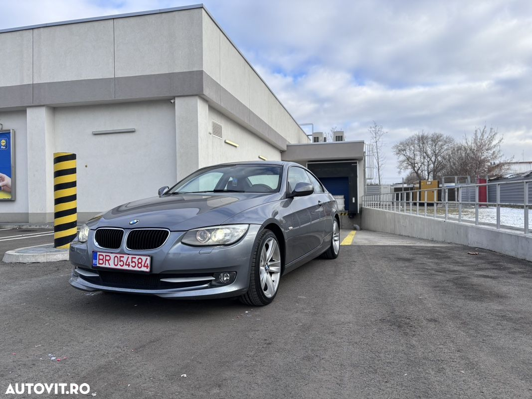 BMW Seria 3 320d Coupe Aut. - 18