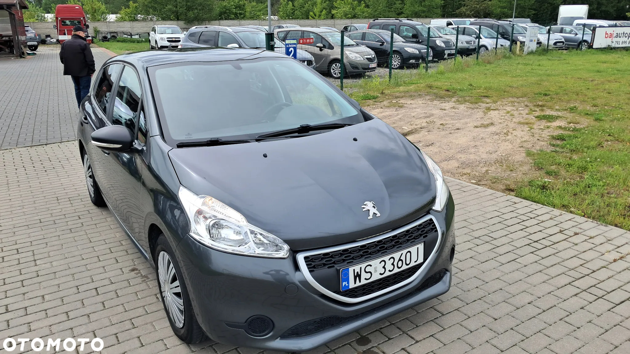 Peugeot 208 1.2 PureTech Access - 10