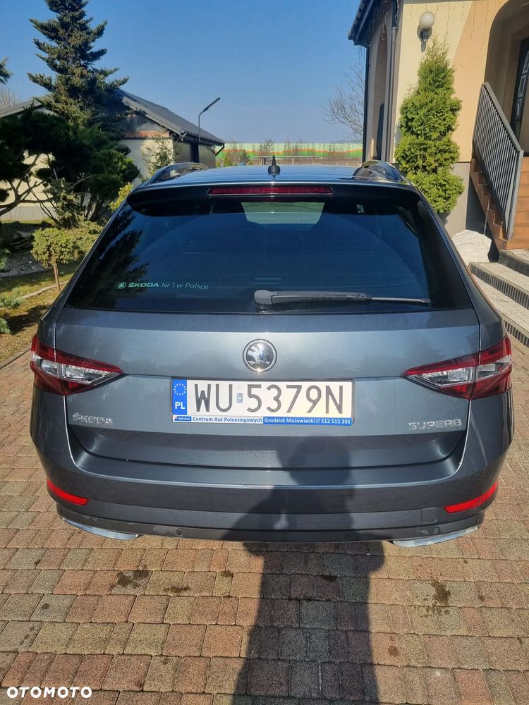 Skoda Superb 2.0 TDI Sportline DSG - 7