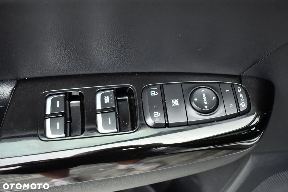 Kia Sportage ver-1-7-crdi-2wd-vision - 24