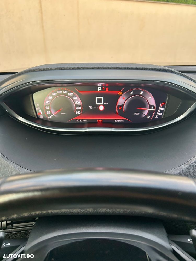 Peugeot 3008 1.5 BlueHDI 130 EAT8 Allure Pack - 29