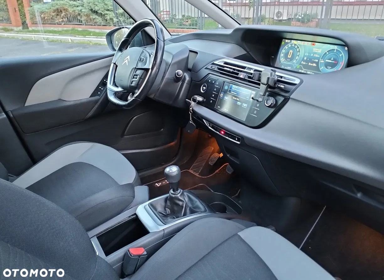 Citroën C4 Picasso - 11