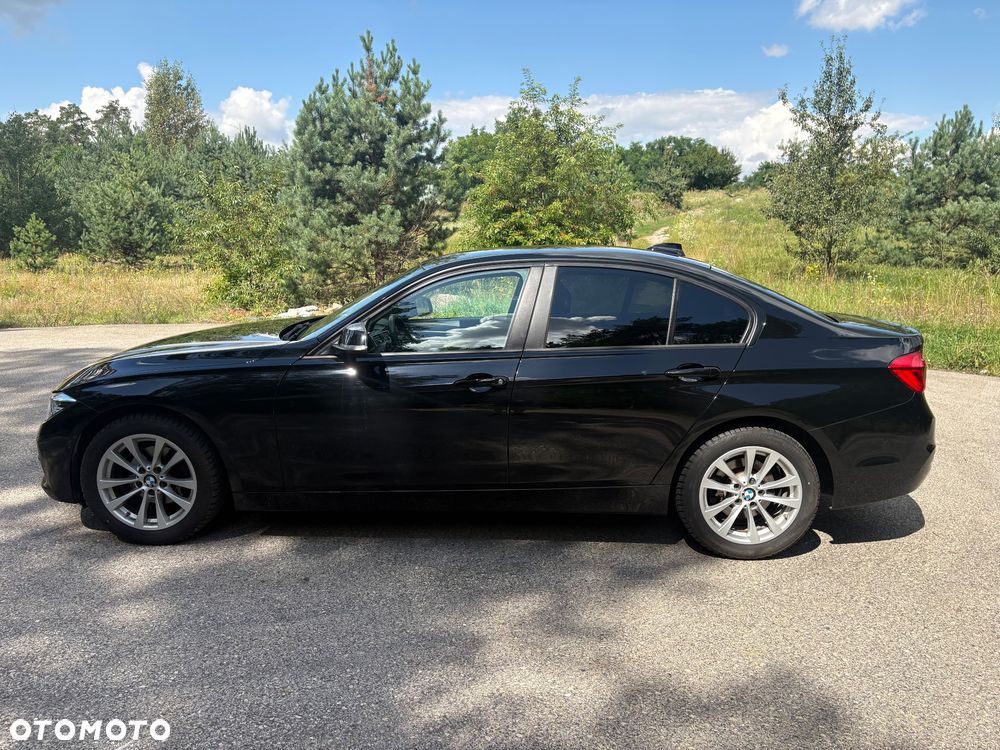 BMW Seria 3 320i xDrive Luxury Line - 10