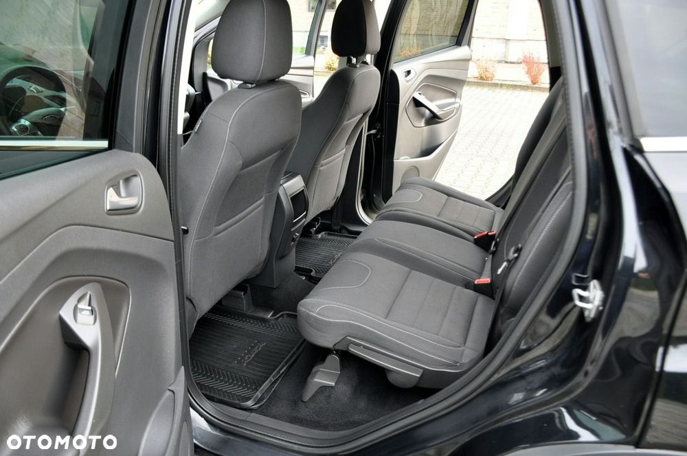 Ford Kuga - 20