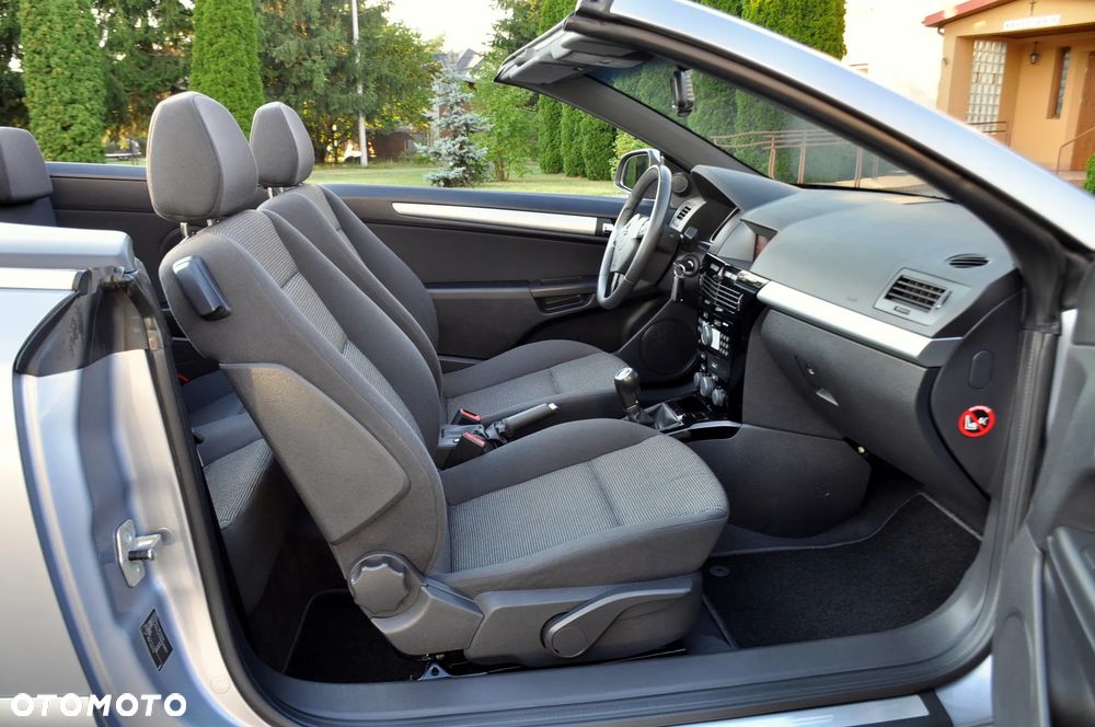 Opel Astra 1.6 Edition 111 Jahre - 19