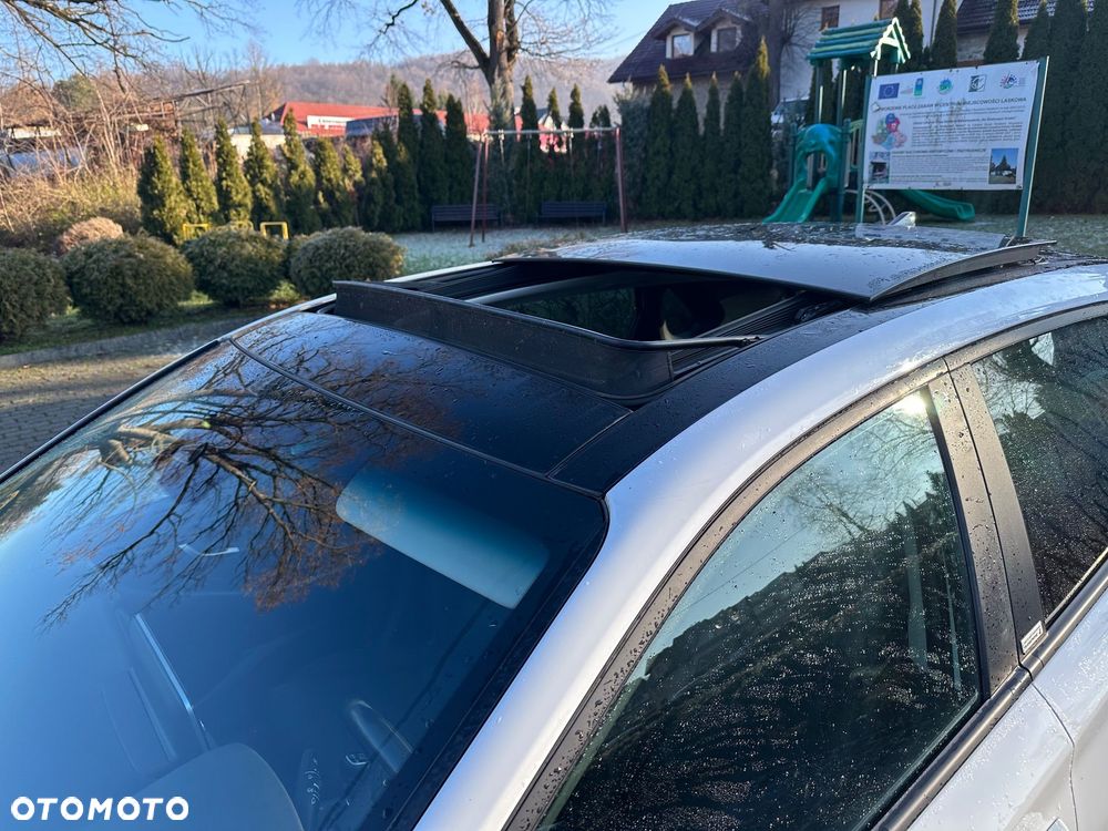 Hyundai i30 1.6 CRDI Premium - 8