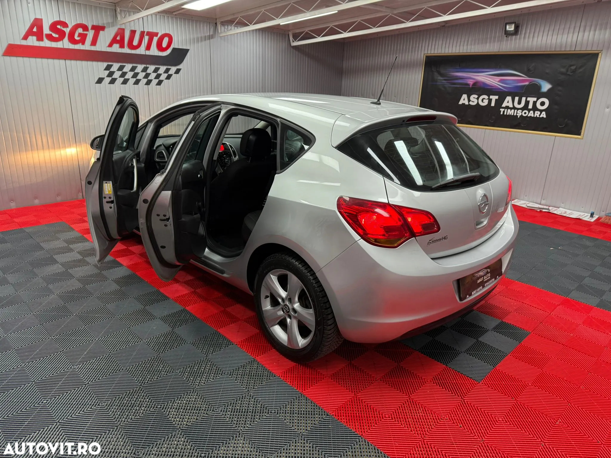 Opel Astra 1.6 - 16