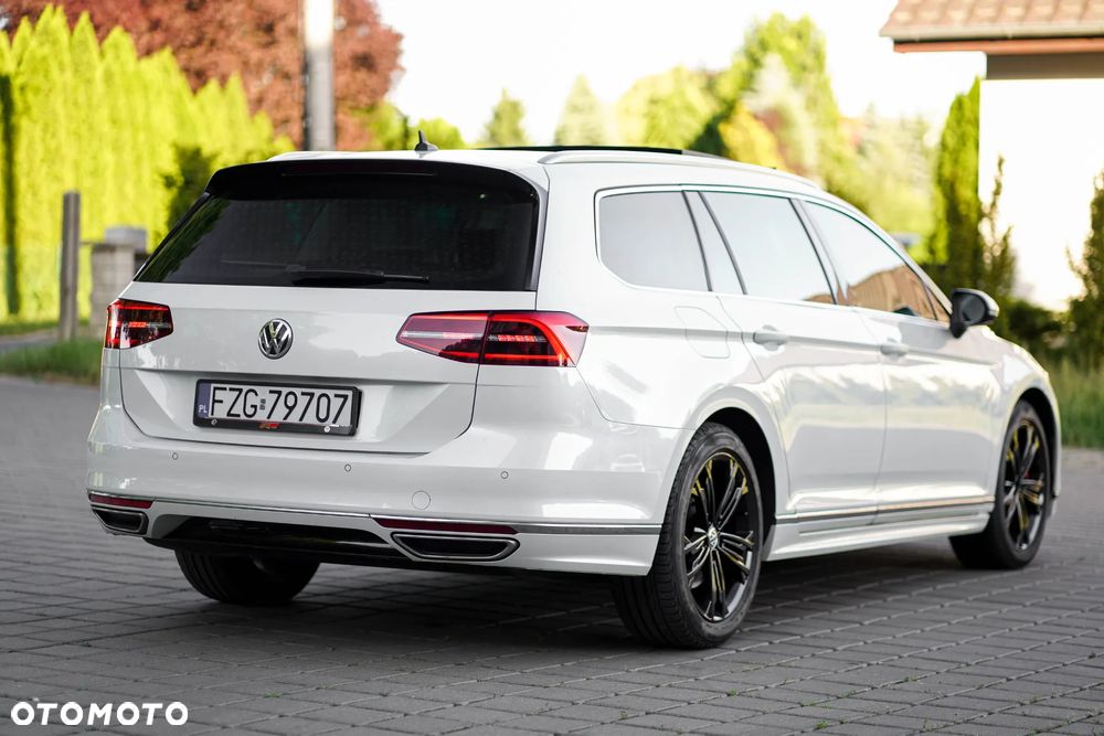 Volkswagen Passat - 18