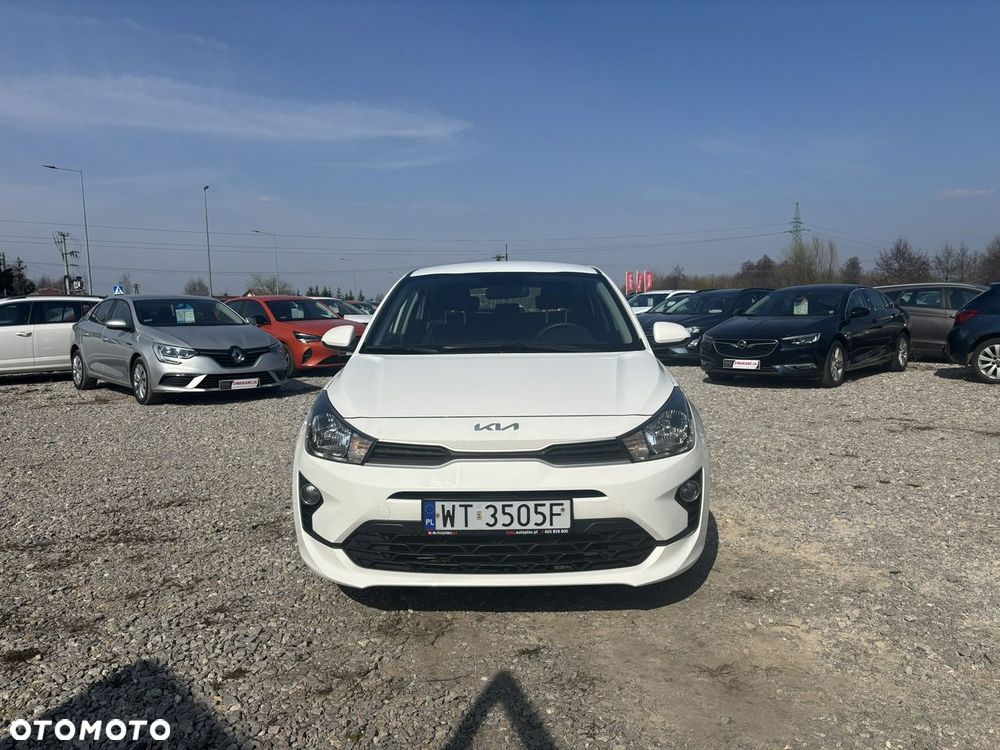 Kia Rio - 3