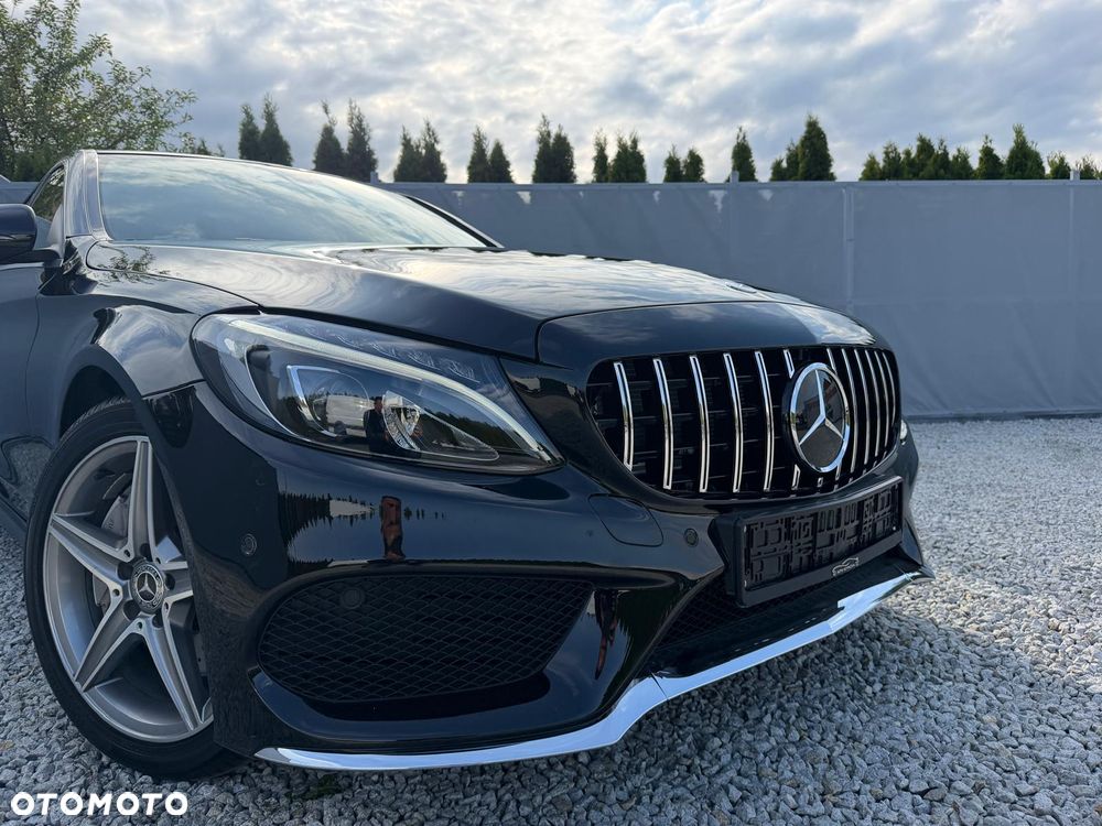 Mercedes-Benz Klasa C 300 7G-TRONIC AMG Line - 7
