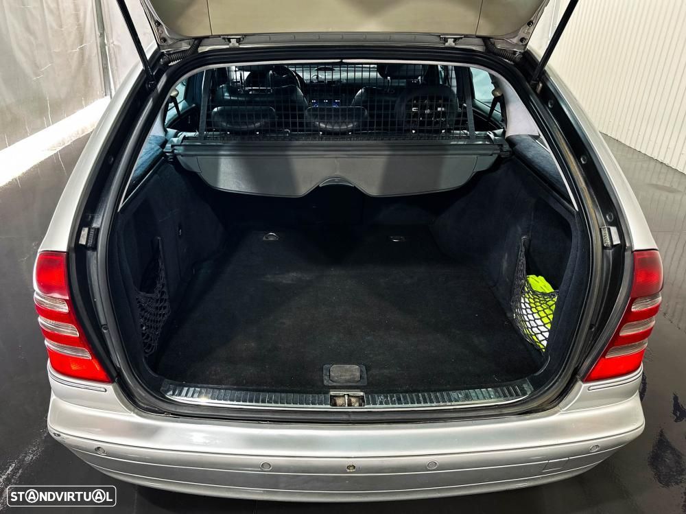 Mercedes-Benz C 220 - 53
