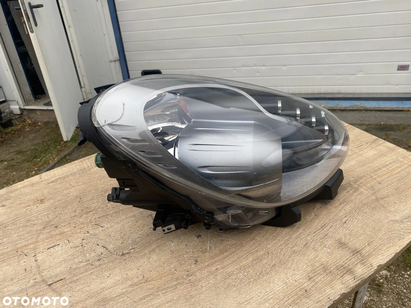 LAMPA PRZEDNIA PRAWA ALFA ROMEO GIULIETTA XENON 47922748 - 2