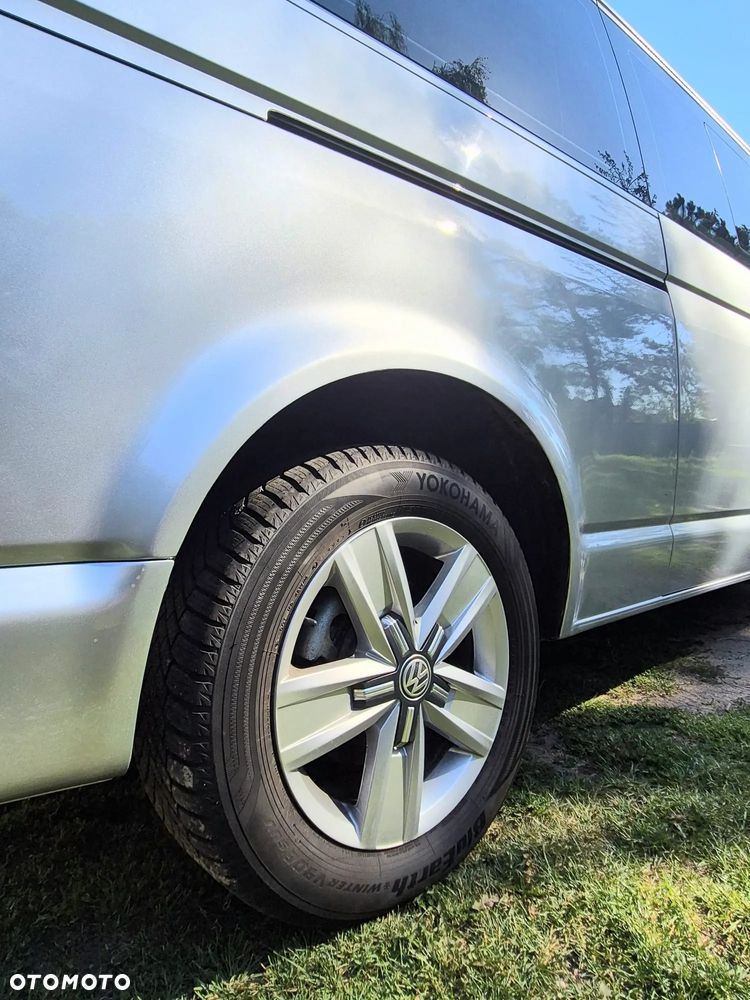 Volkswagen Caravelle - 9