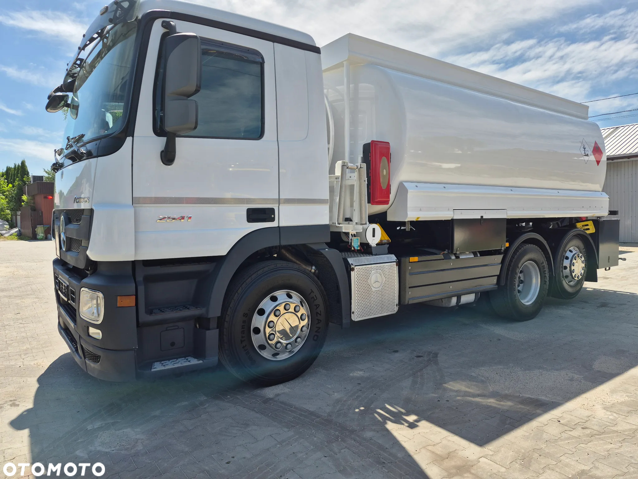 Mercedes-Benz AUTOCYSTERNA ACTROS 410 V6 - 7
