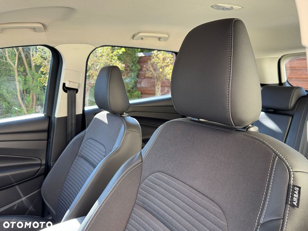 Ford Kuga 1.5 EcoBoost 2x4 Titanium - 17