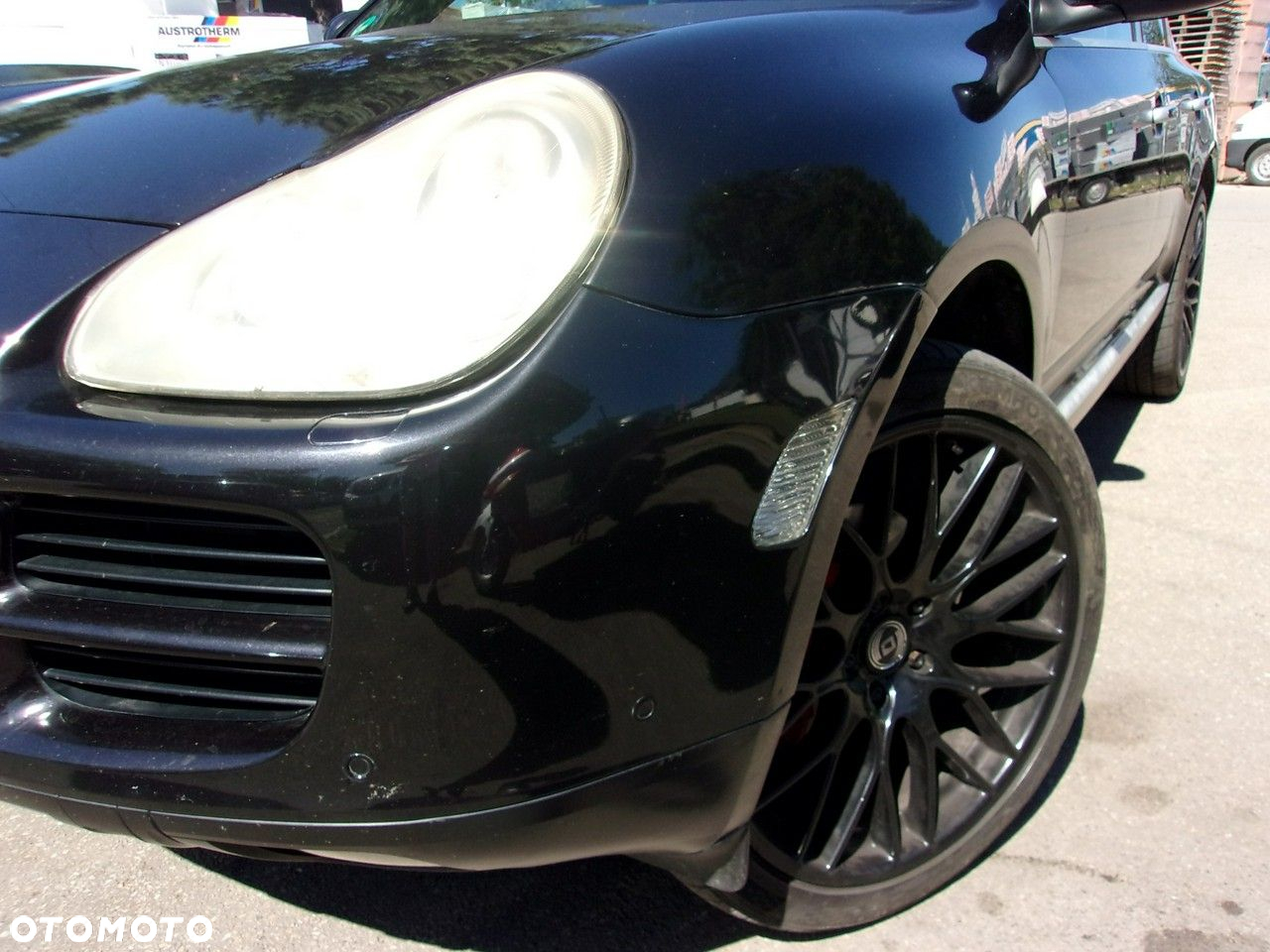 Porsche Cayenne - 2