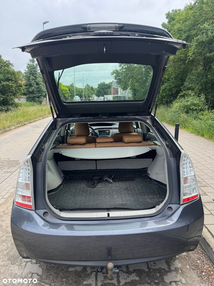 Toyota Prius - 18