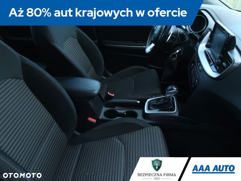 Kia Ceed - 10