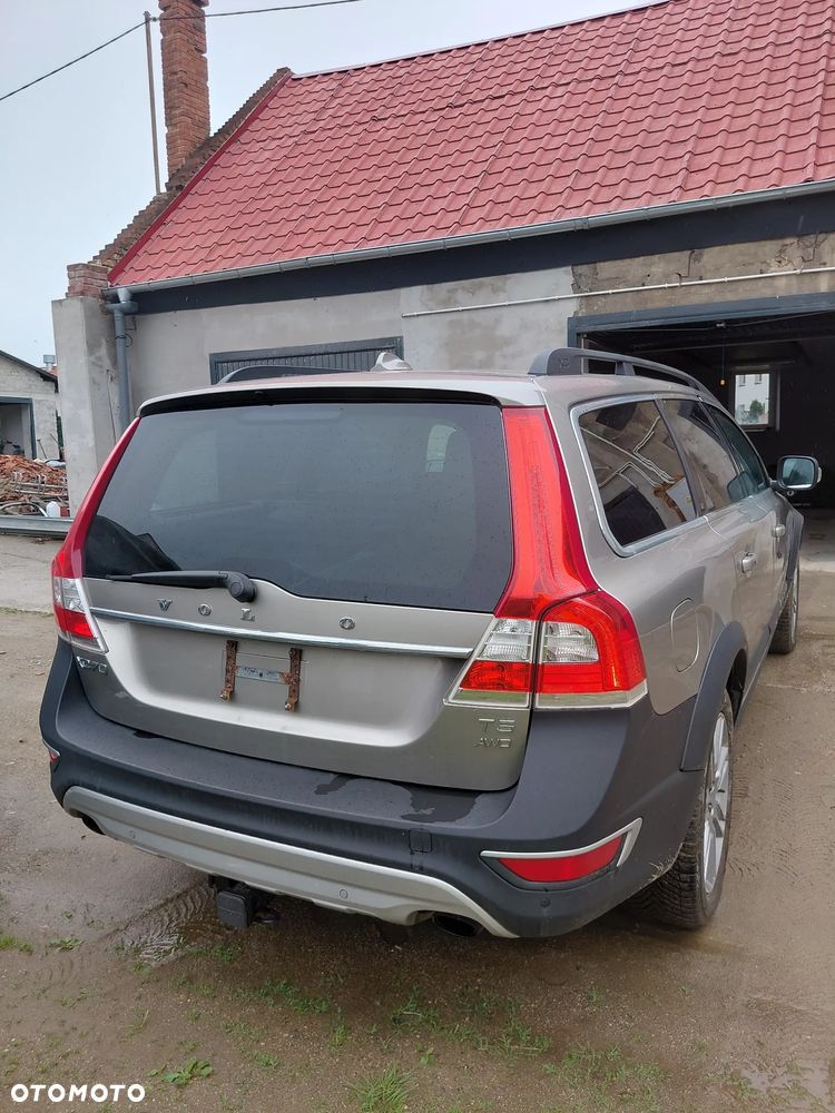 Volvo XC 70 T5 AWD Summum - 3