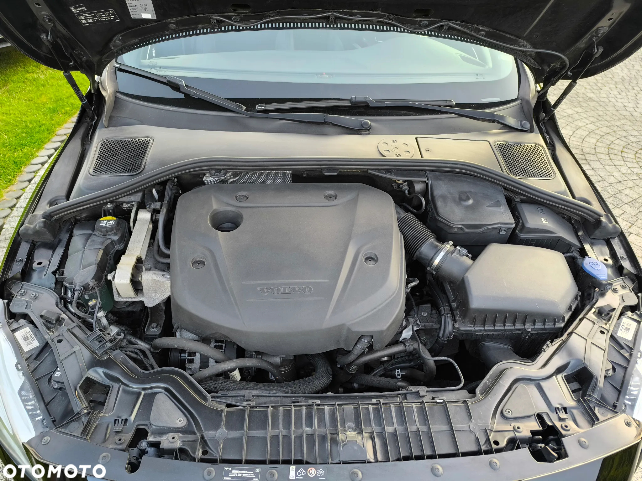 Volvo V60 Cross Country D3 Momentum - 35