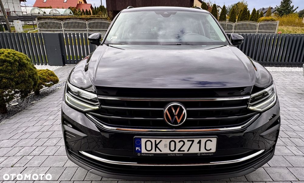 Volkswagen Tiguan 2.0 TDI SCR 4Mot Life DSG - 9