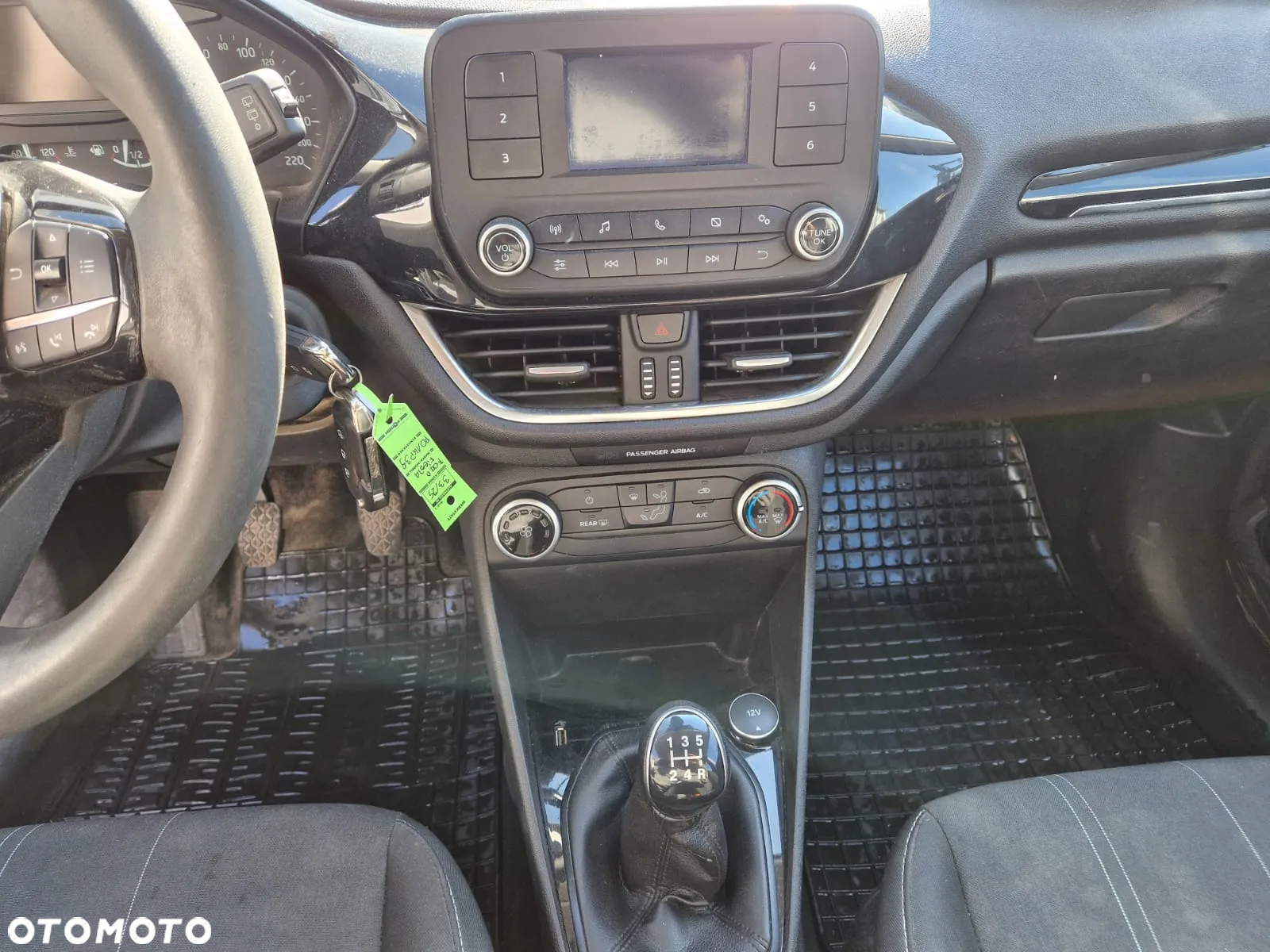 Ford Fiesta 1.1 Trend ASS - 14
