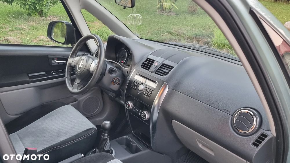 Suzuki SX4 1.6 VVT 4x4 Limited - 31