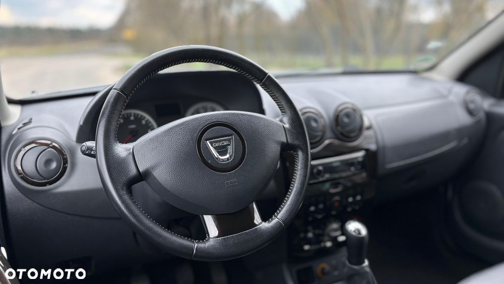 Dacia Duster 1.6 - 10