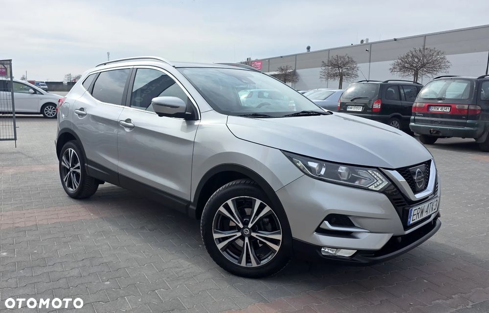 Nissan Qashqai 1.5 dCi DPF 360 - 2