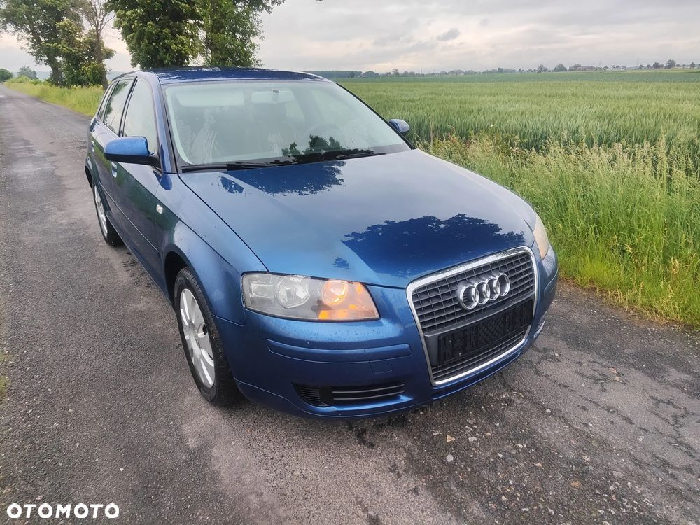 Audi A3 Sportback 1.8 TFSI Attraction - 1