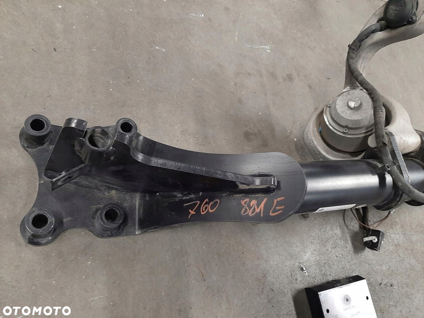 VW Touareg Hak Holowniczy Zaczep Moduł 760803881E 8W1907383C - 4