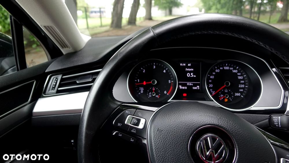 Volkswagen Passat 2.0 TDI (BlueMotion Technology) Comfortline - 15
