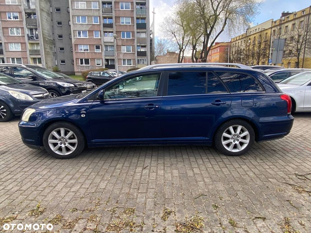 Toyota Avensis 2.0 D-4D - 3