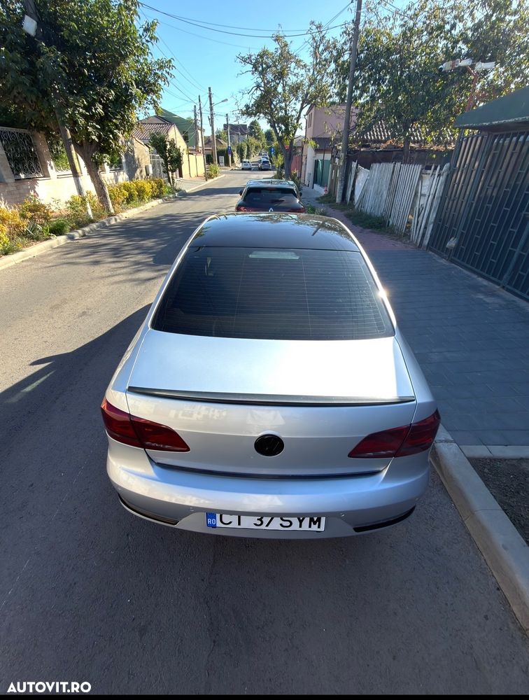Volkswagen Passat 2.0 TDI BlueMotion Technology Comfortline - 9