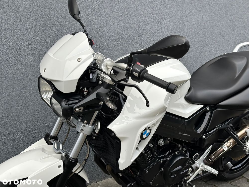 BMW F - 11