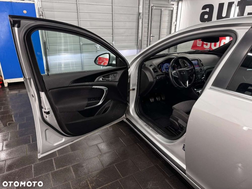 Opel Insignia - 23