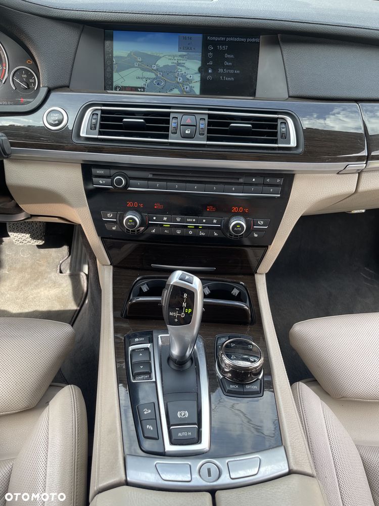 BMW Seria 7 740d xDrive - 20