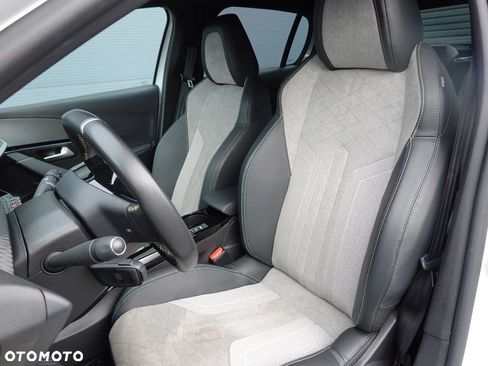 Peugeot 208 Elektromotor 136 GT Pack - 13