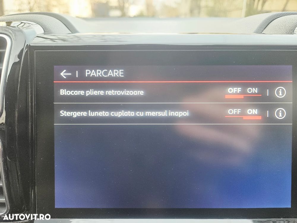 Citroën C5 Aircross 1.6 PureTech S&S EAT8 Shine - 24