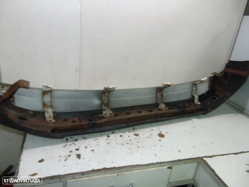 Nissan urvan para-choques - 9